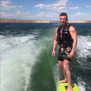 Meet your Posher, Reese